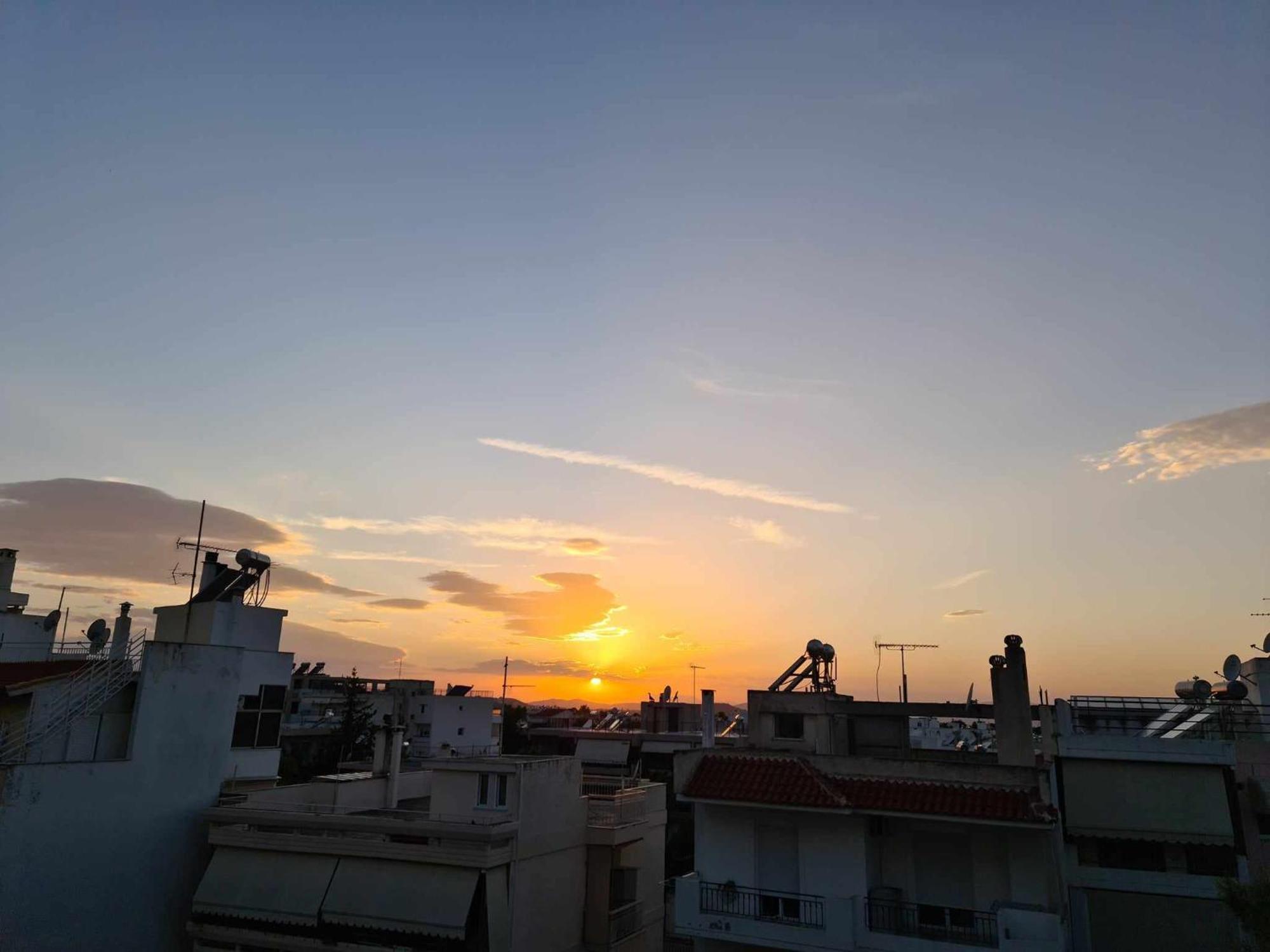 "Athens Light" Luxury Spacy Appartment, Agia Paraskevi Esterno foto